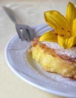 Desery:Ananasy smażone w cieście